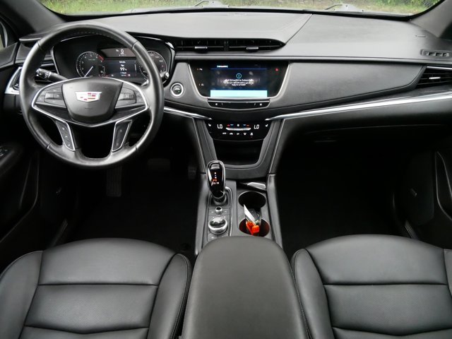 Vehicle image 16 of 36