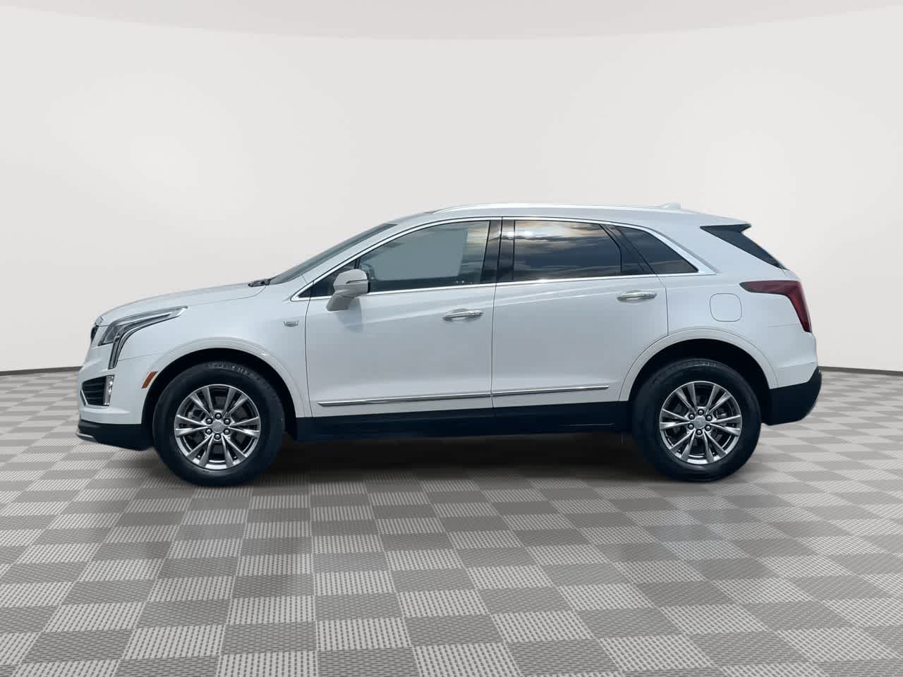 Vehicle image 9 of 42