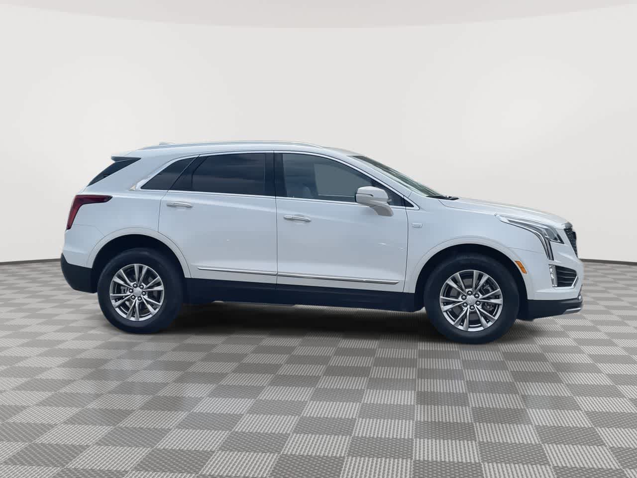 Vehicle image 5 of 42