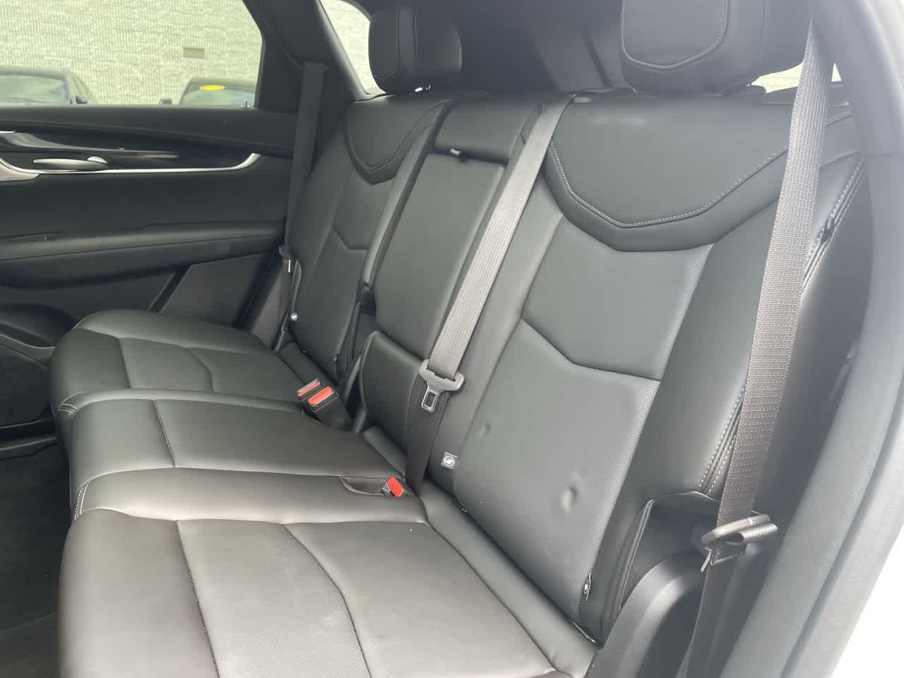Vehicle image 19 of 42