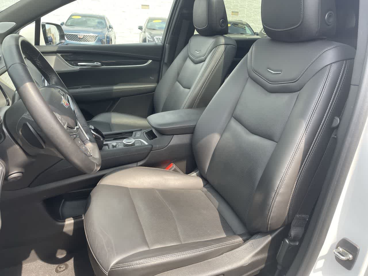 Vehicle image 12 of 42