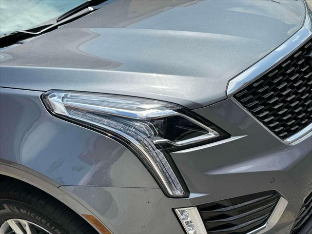 Vehicle image 16 of 27