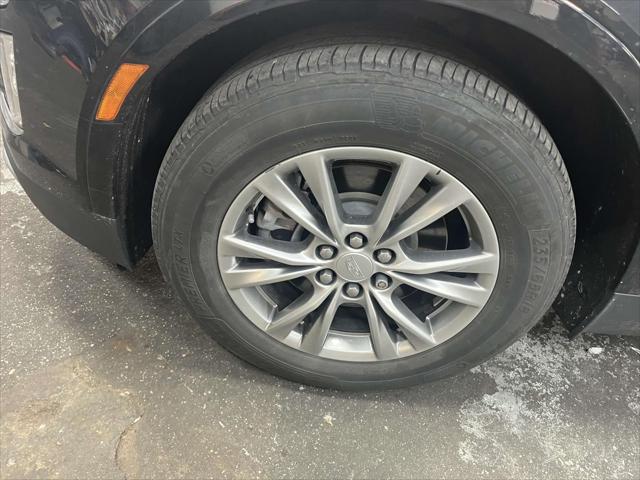 Vehicle image 10 of 27