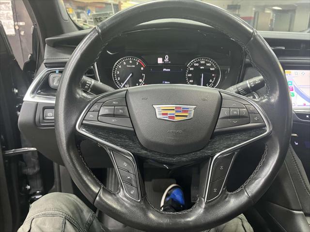 Vehicle image 23 of 27