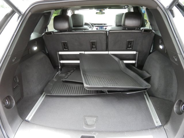 Vehicle image 11 of 33