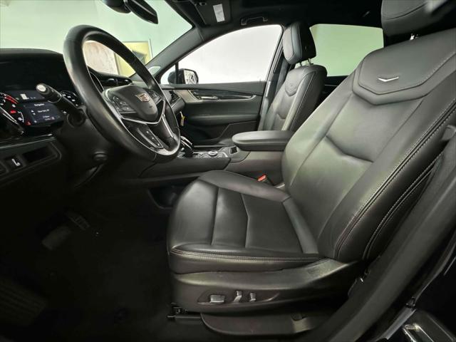 Vehicle image 14 of 30