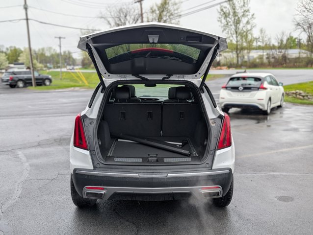 Vehicle image 37 of 45