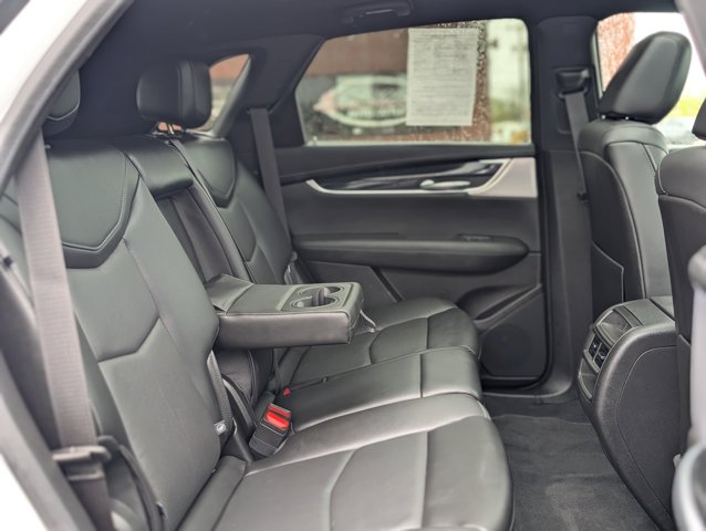 Vehicle image 41 of 45