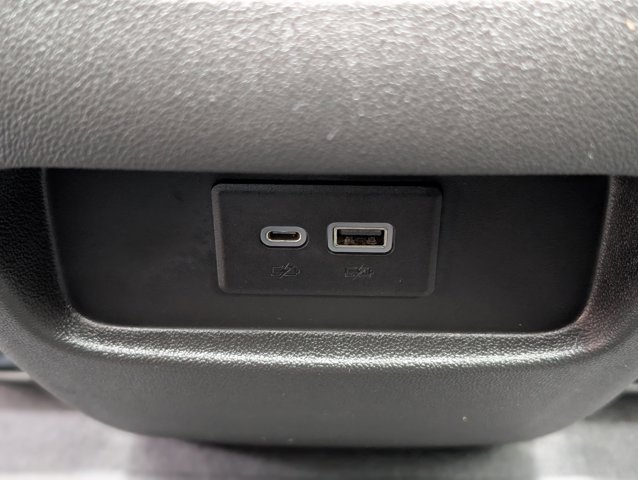 Vehicle image 36 of 45