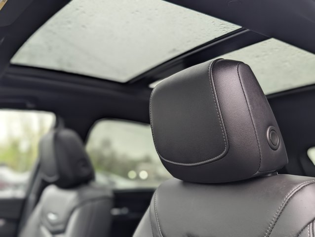 Vehicle image 12 of 45
