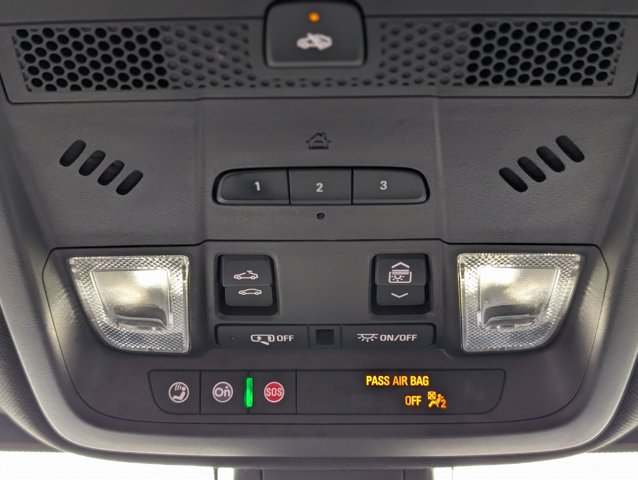Vehicle image 26 of 45