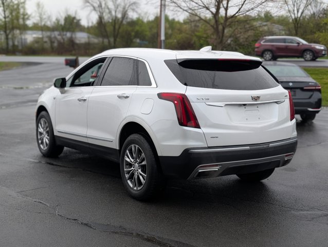 Vehicle image 6 of 45