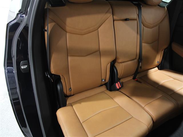 Vehicle image 9 of 25