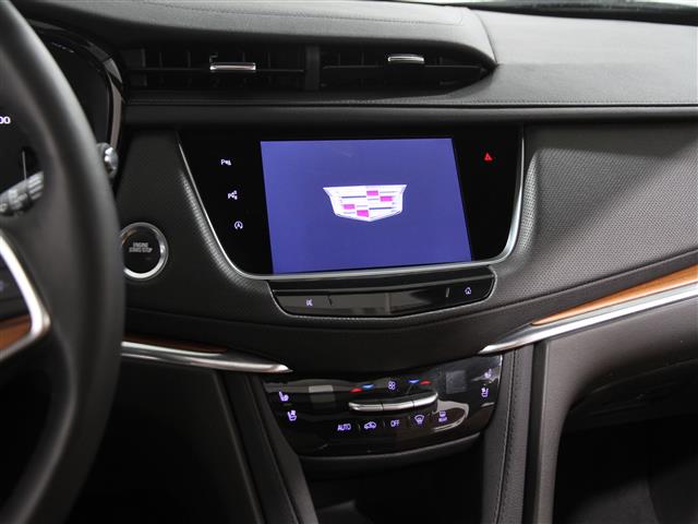 Vehicle image 14 of 25