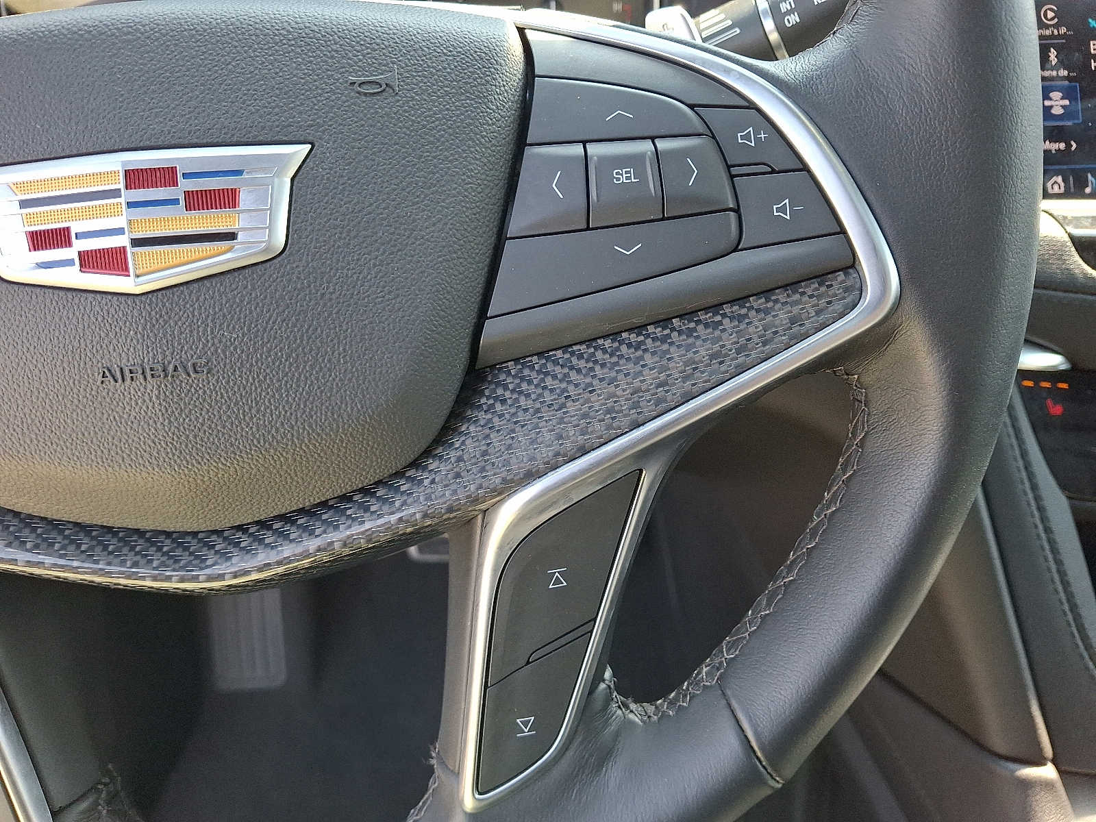 Vehicle image 23 of 30