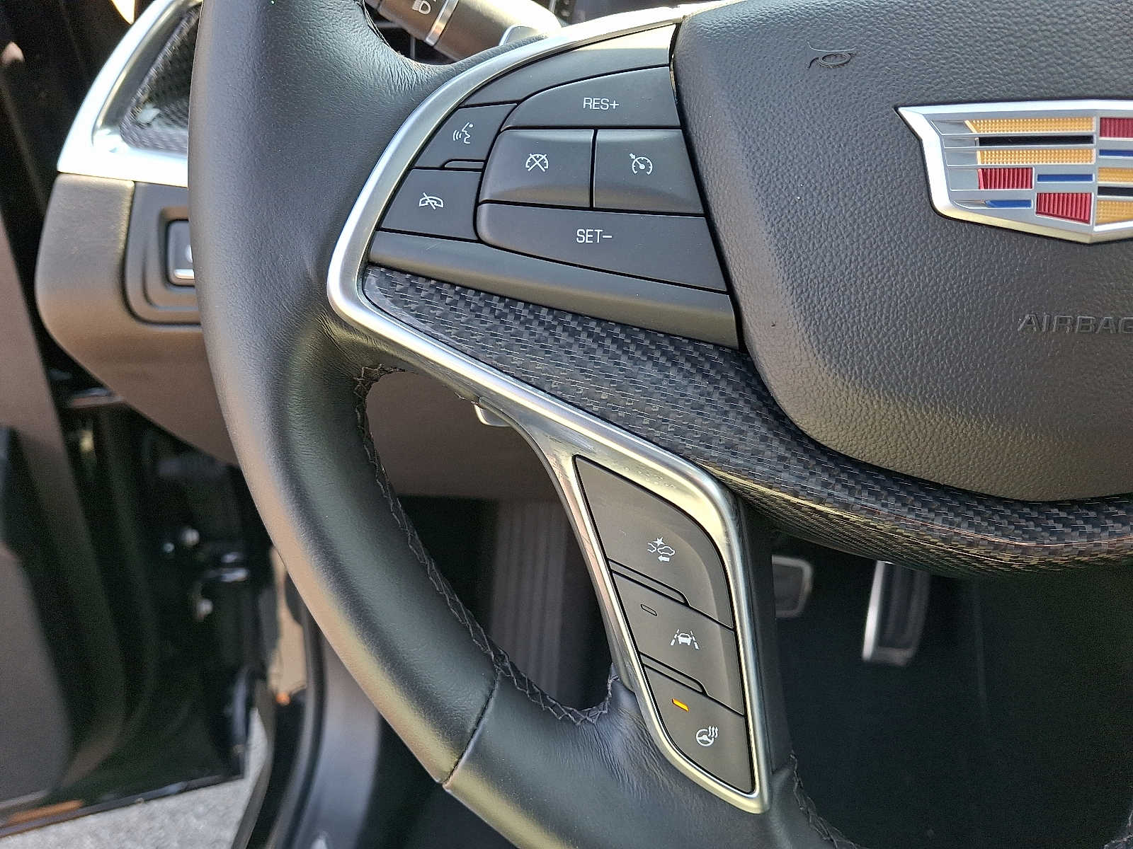 Vehicle image 22 of 30