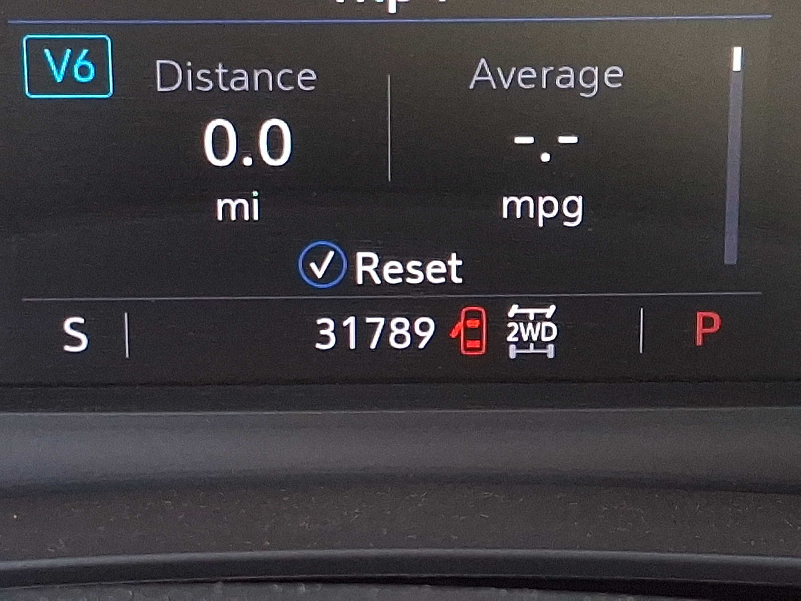 Vehicle image 21 of 30