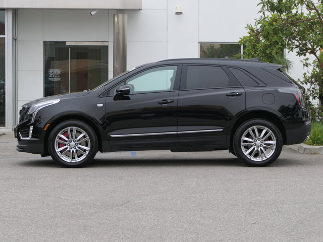 Vehicle image 8 of 32