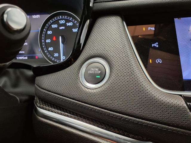 Vehicle image 28 of 33