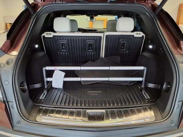 Vehicle image 17 of 33