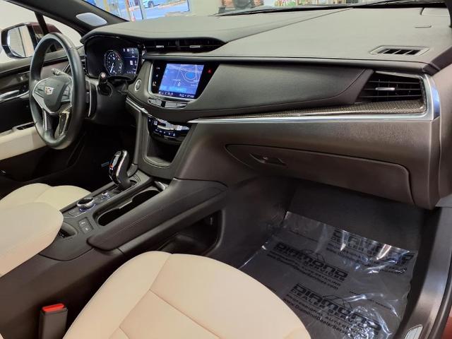 Vehicle image 9 of 33