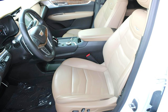 Vehicle image 15 of 35
