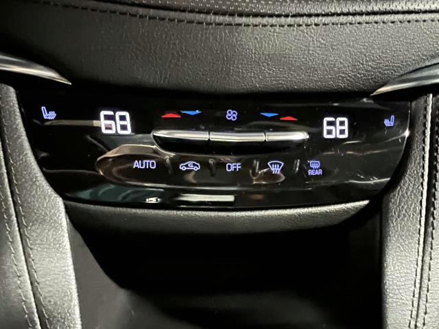 Vehicle image 23 of 33