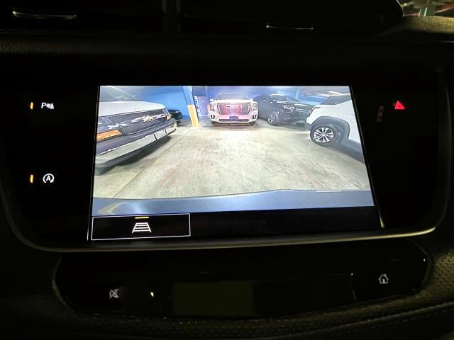 Vehicle image 22 of 33