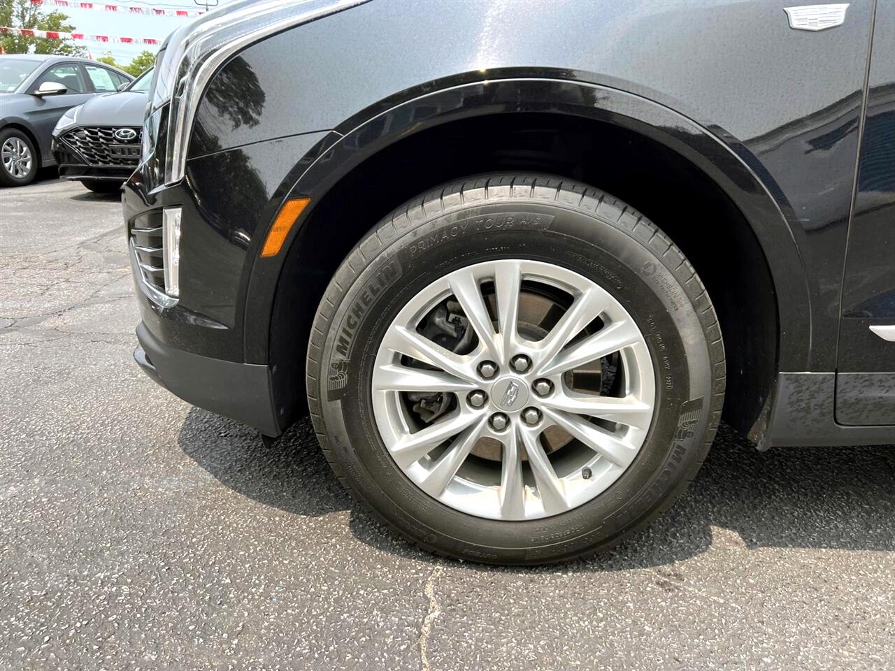 Vehicle image 8 of 28