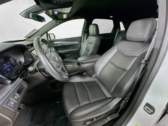 Vehicle image 16 of 35