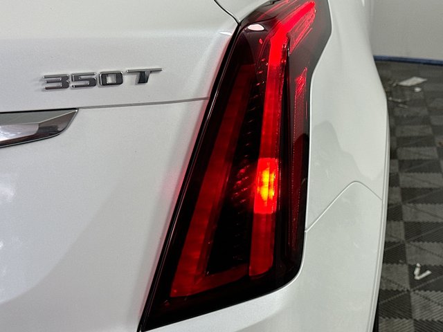 Vehicle image 25 of 35
