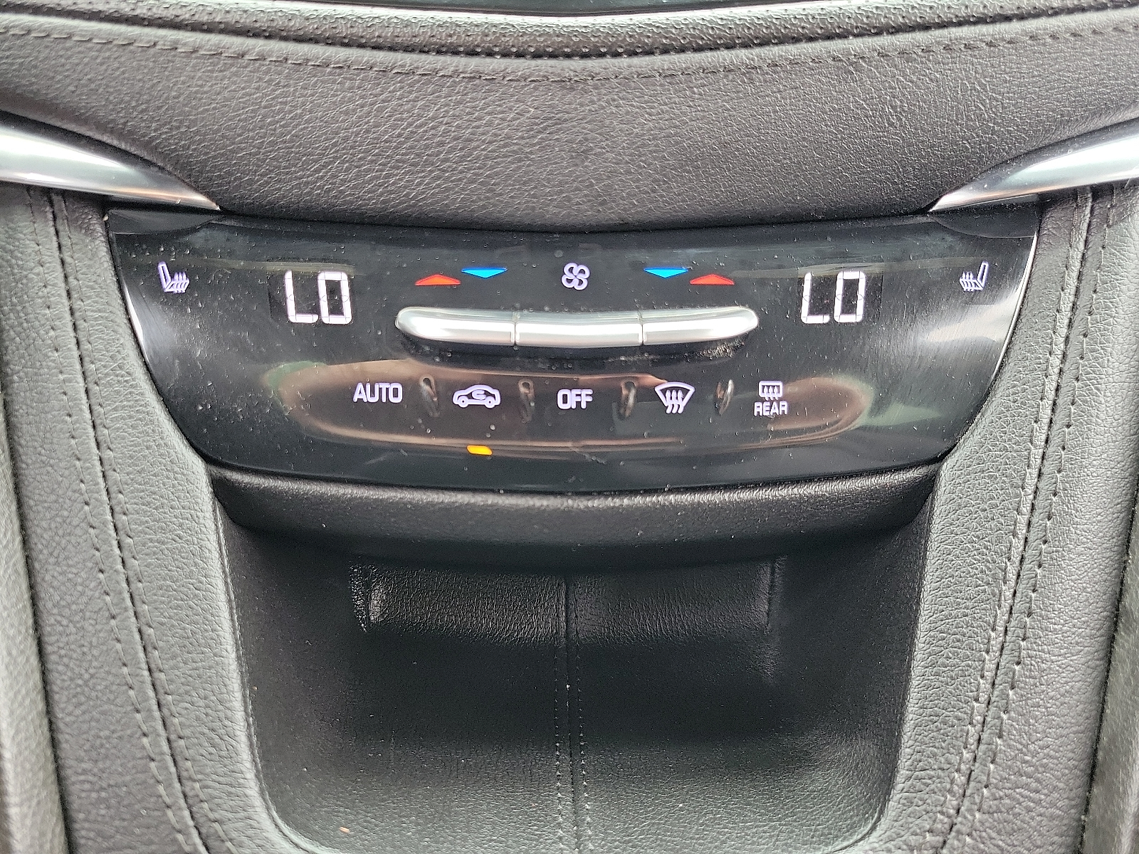 Vehicle image 15 of 25