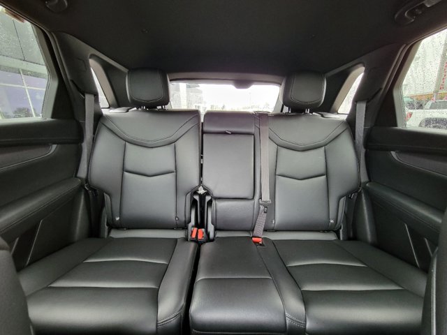 Vehicle image 15 of 28