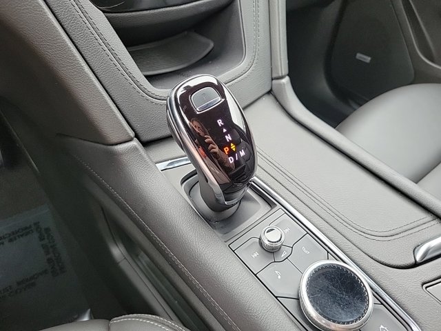 Vehicle image 22 of 28