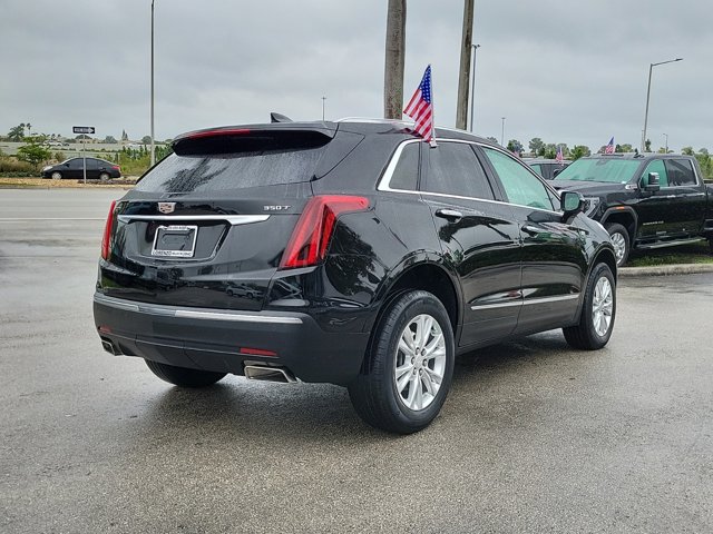 Vehicle image 5 of 28