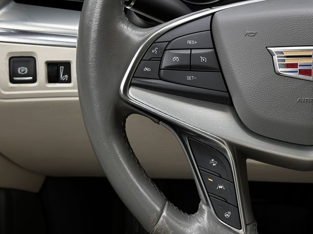 Vehicle image 16 of 33