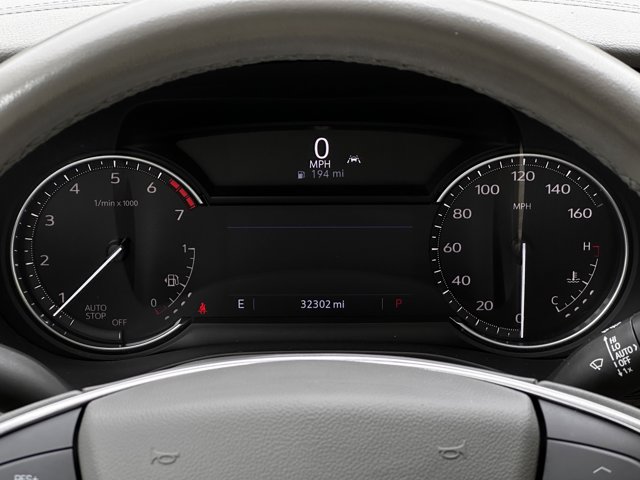 Vehicle image 18 of 33