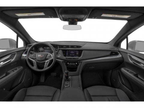 Vehicle image 10 of 16