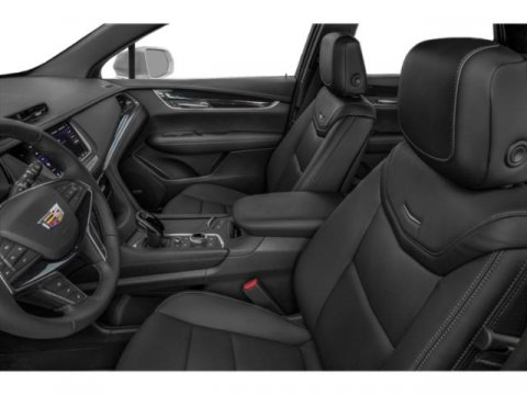 Vehicle image 11 of 16