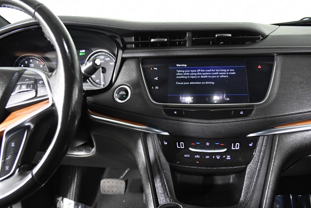 Vehicle image 12 of 32