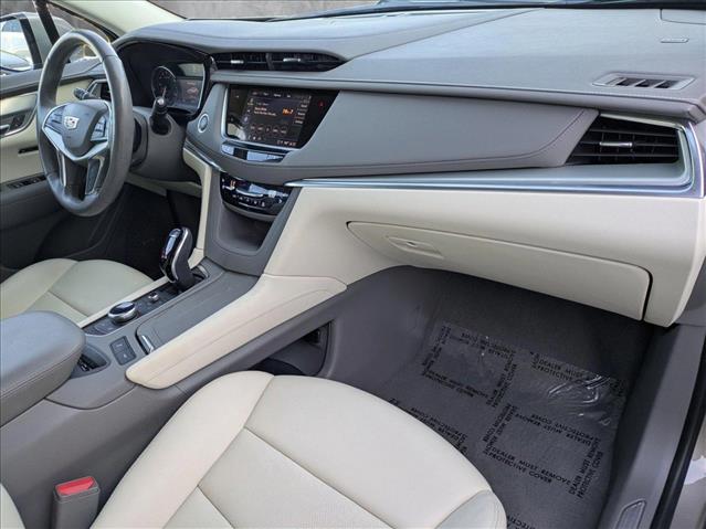 Vehicle image 15 of 25