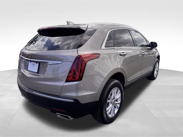 Vehicle image 4 of 25
