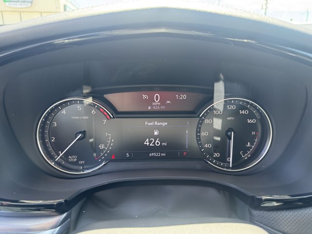 Vehicle image 24 of 34