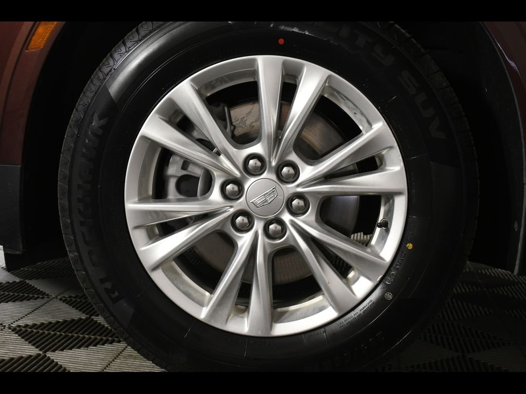 Vehicle image 10 of 27