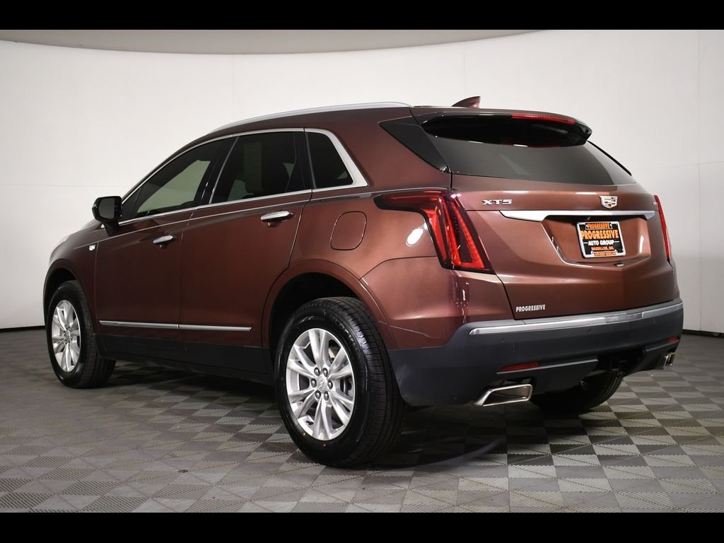 Vehicle image 6 of 27