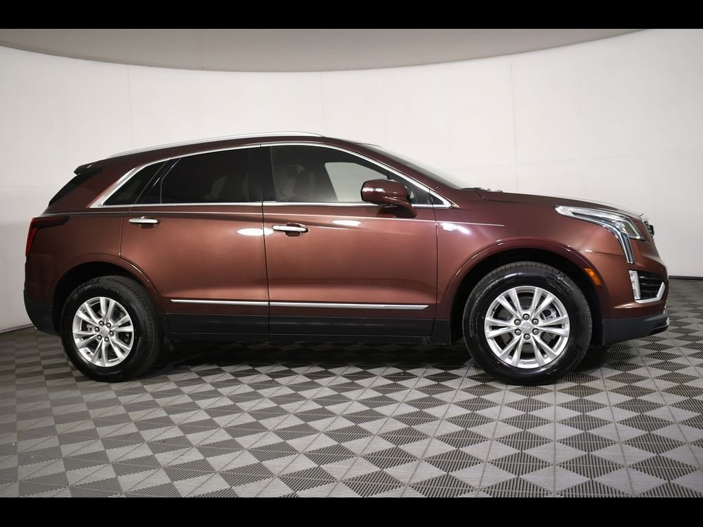 Vehicle image 4 of 27