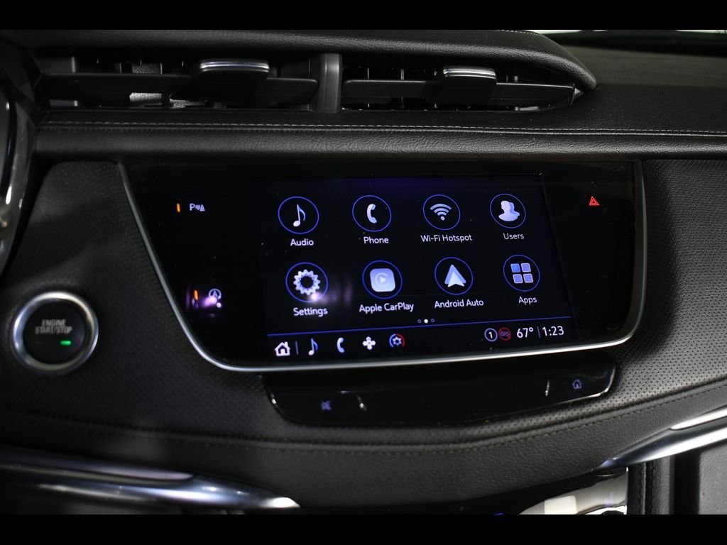 Vehicle image 24 of 27