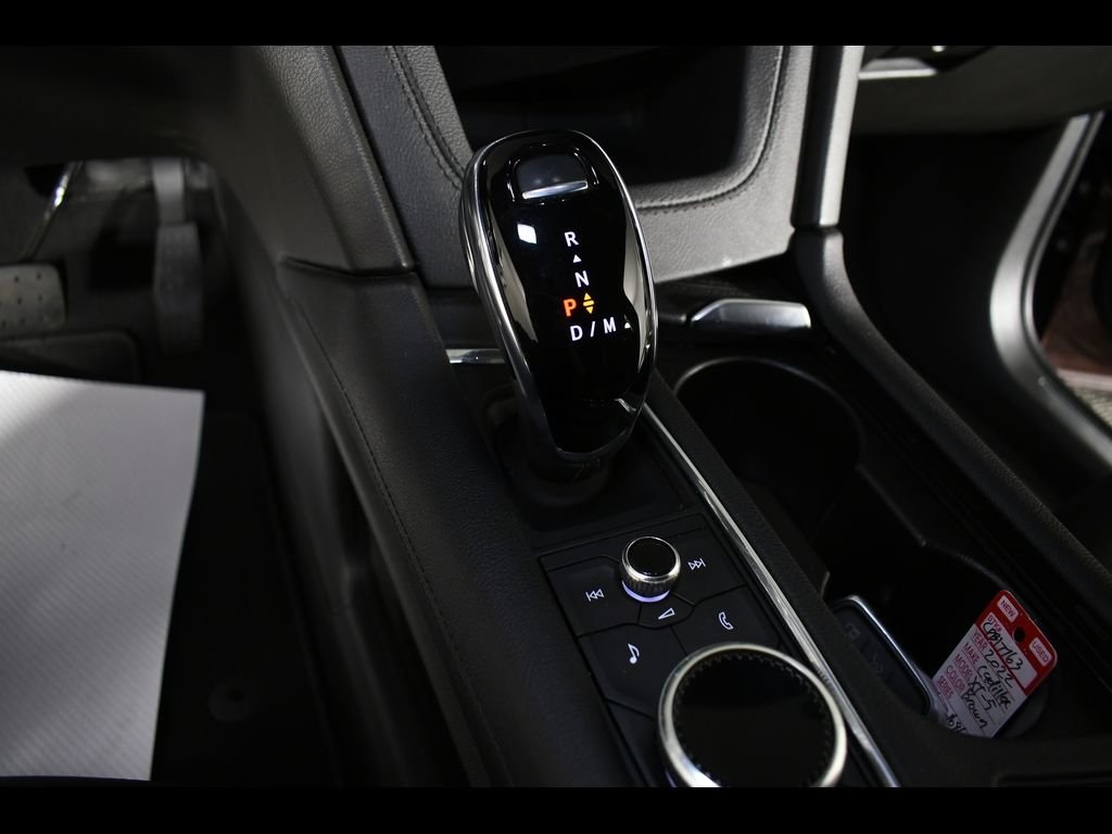 Vehicle image 12 of 27