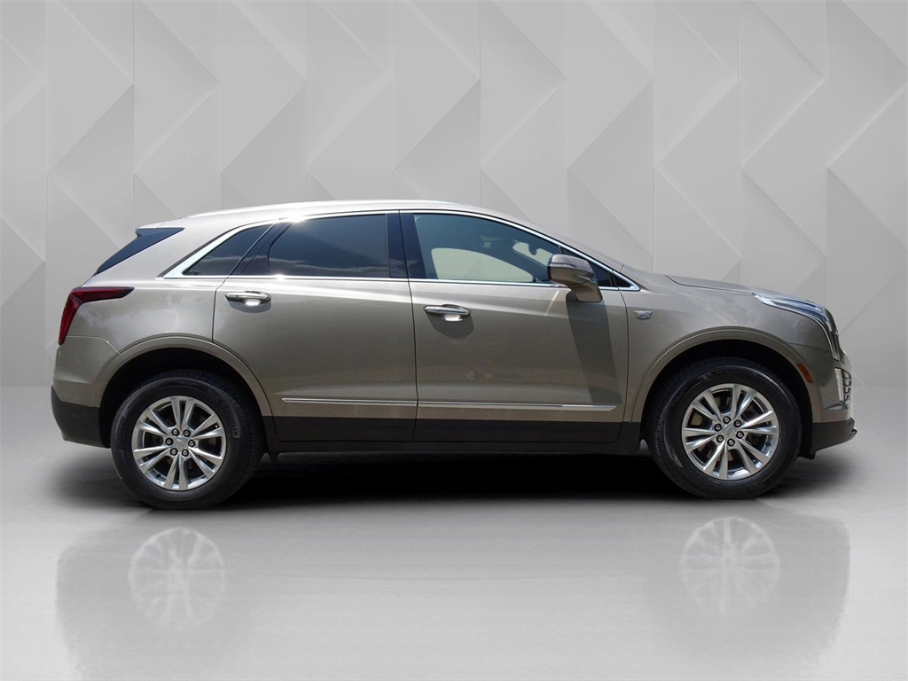 Vehicle image 4 of 22