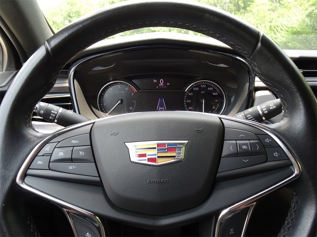 Vehicle image 19 of 22